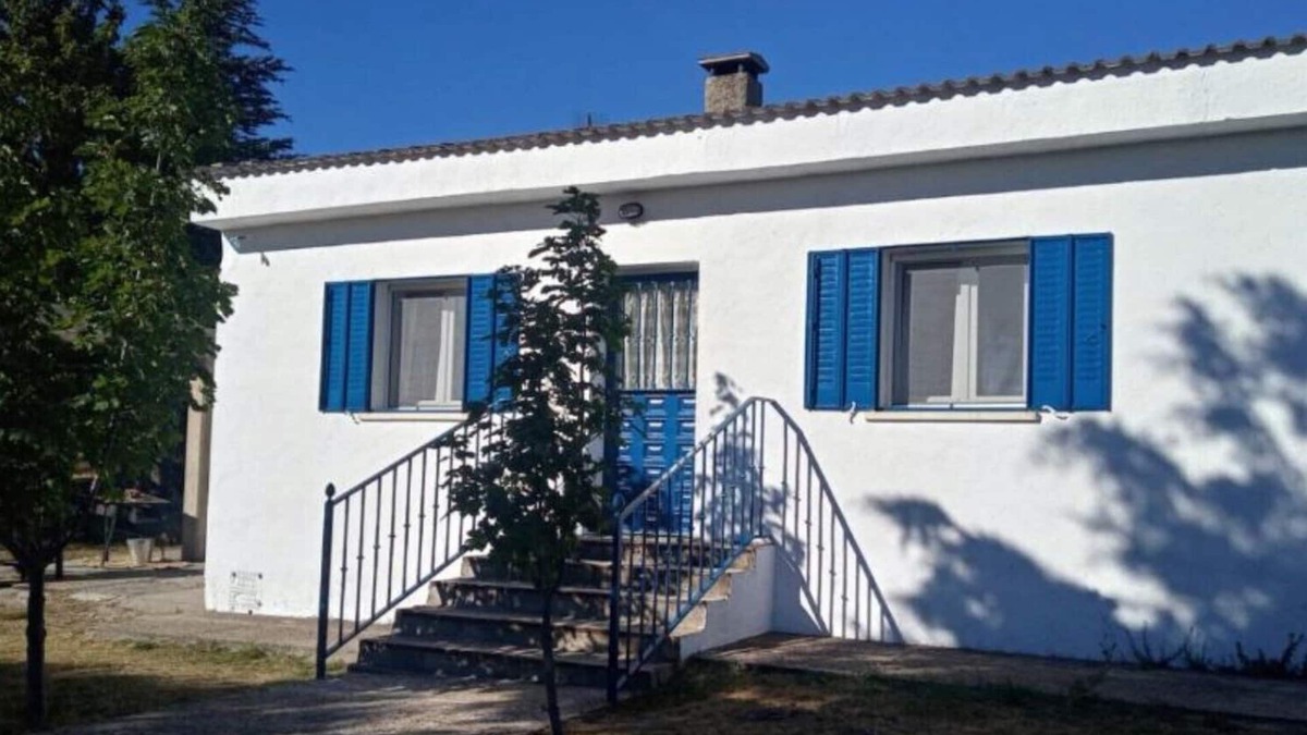 Santa Maria de la Alameda House | Cozy house in the countryside.