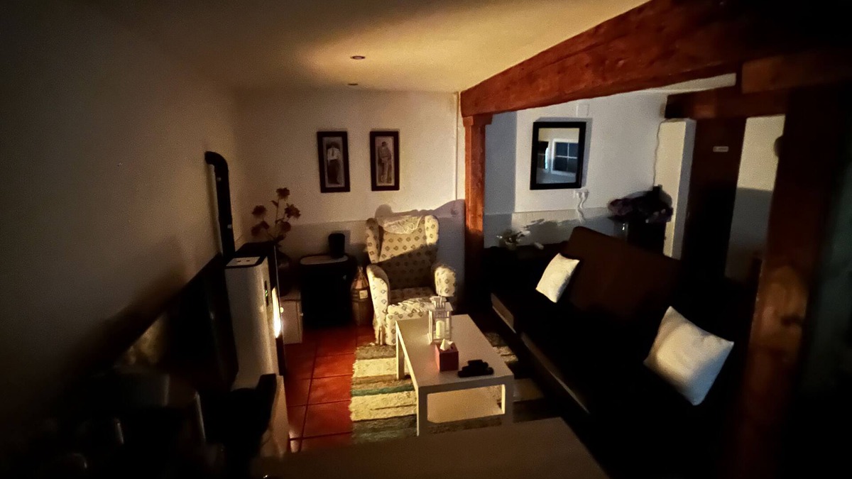 Barruelo de Santullan Apartment | Cozy Escape In Rural Village