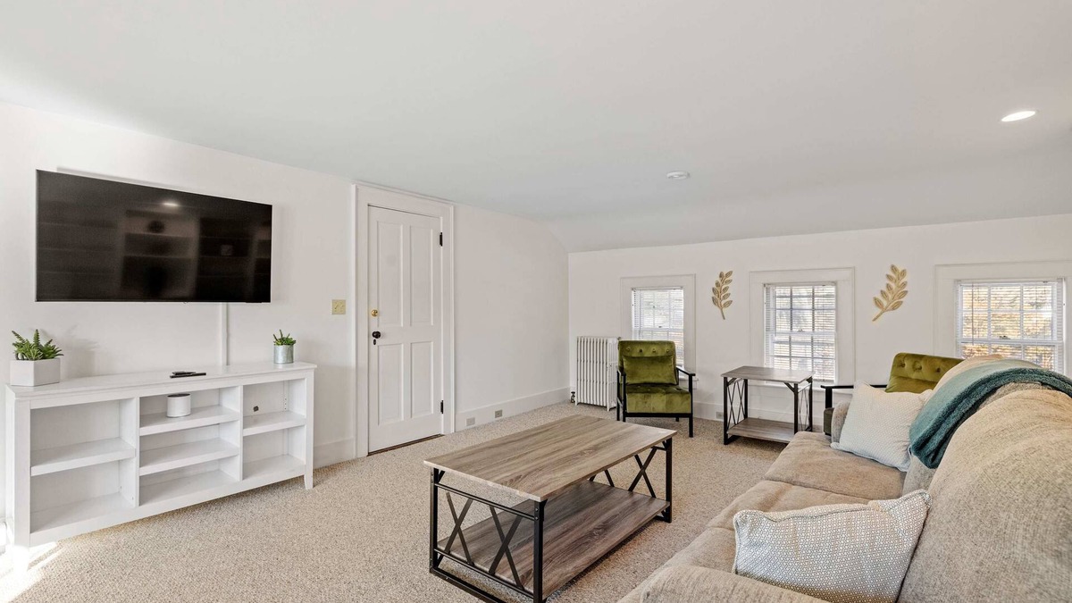Concord Apartment | Cozy Escape at The Four Winds Estate