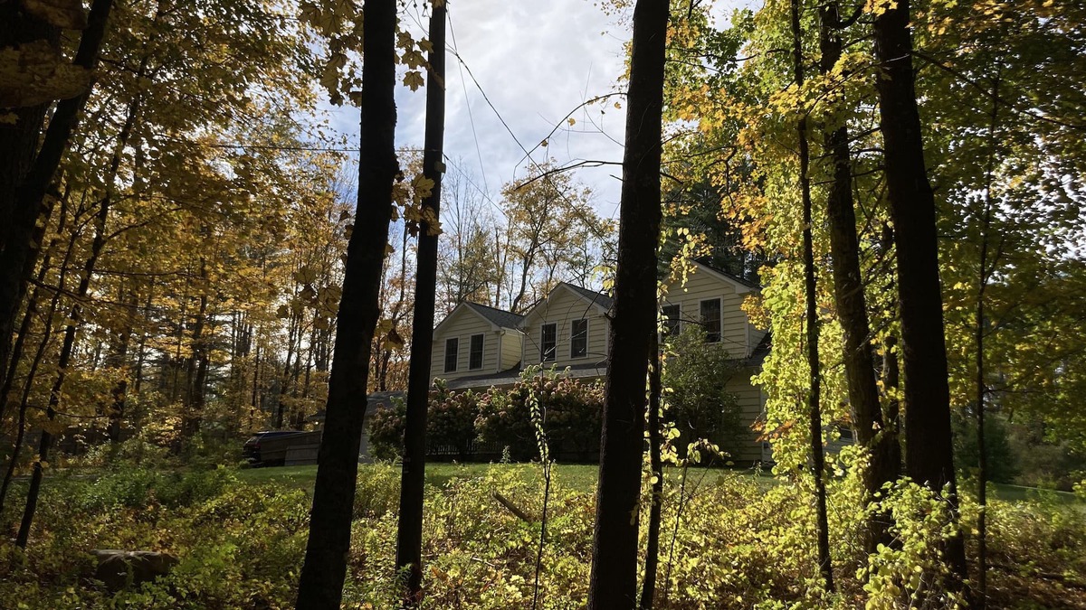New Marlborough House | Cozy escape in the trees of the Berkshires