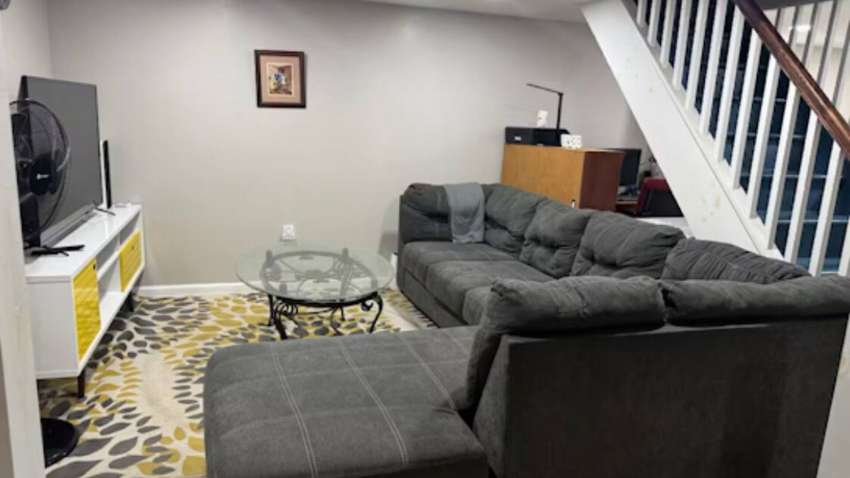 Iselin House | Cozy escape—fully stocked and ready for you. Unwind, kick back, and settle!