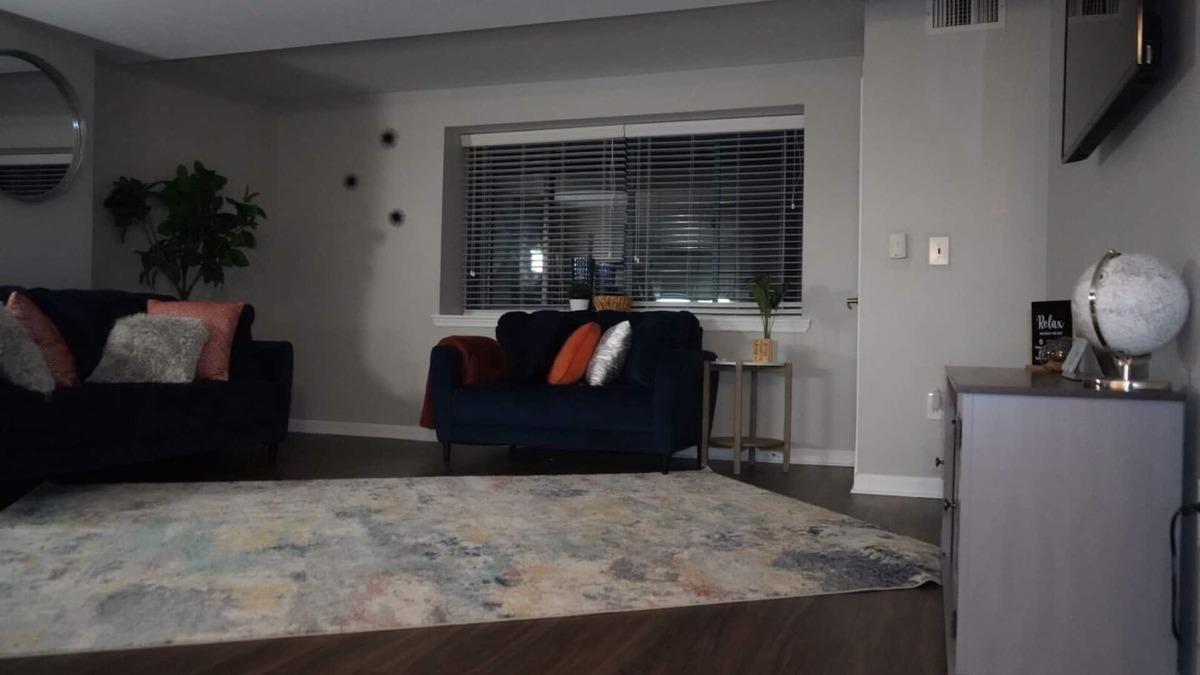 Cherry Hill Condo | Cozy Escape w/Fireplace seconds away from Cherry Hill Mall