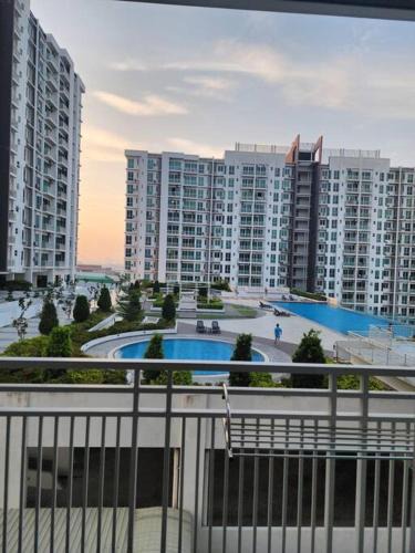 Central Seberang Perai Apartment | Cozy FamiLee Homestay