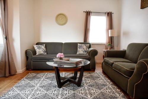Pittsburgh House | Cozy & Family Friendly Pittsburgh Home Sleeps 6