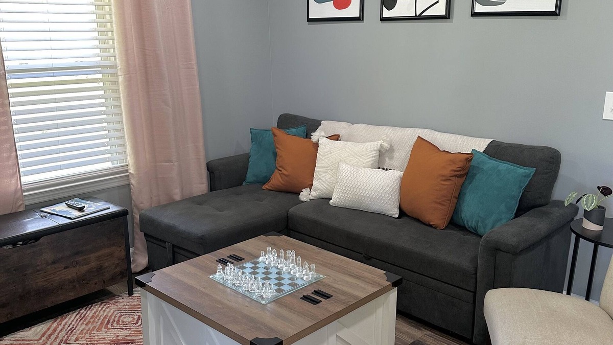 West Blocton House | Cozy Family Fun House