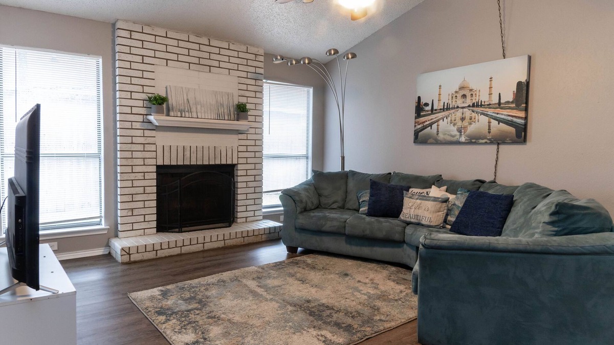 Killeen House | Cozy Family Home