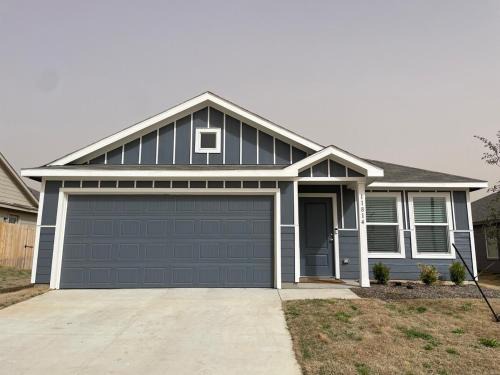 Wise County House | Cozy Family Home