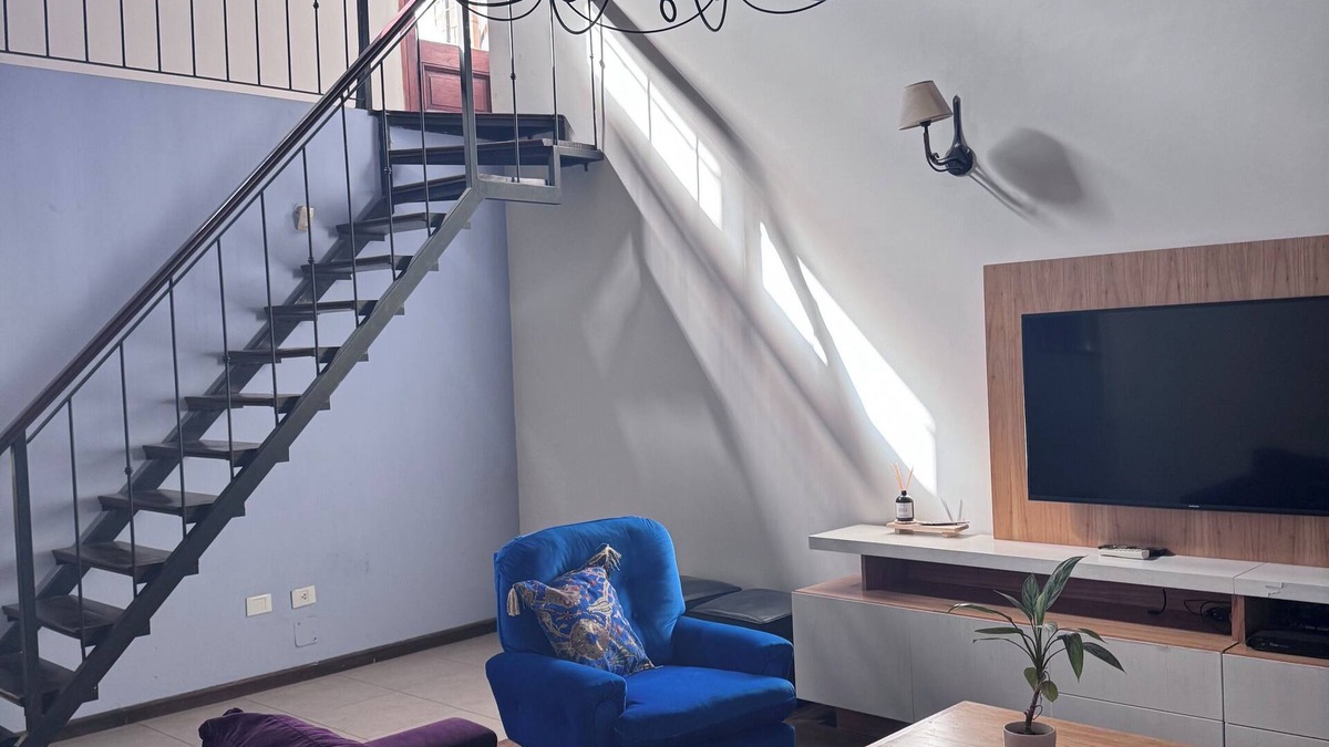 Villa Udaondo House | Cozy family house in Parque Leloir with swimming pool, barbecue and lots of greenery.