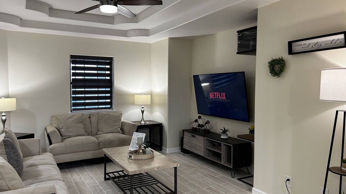 Pharr House | Cozy Family-sized Townhome