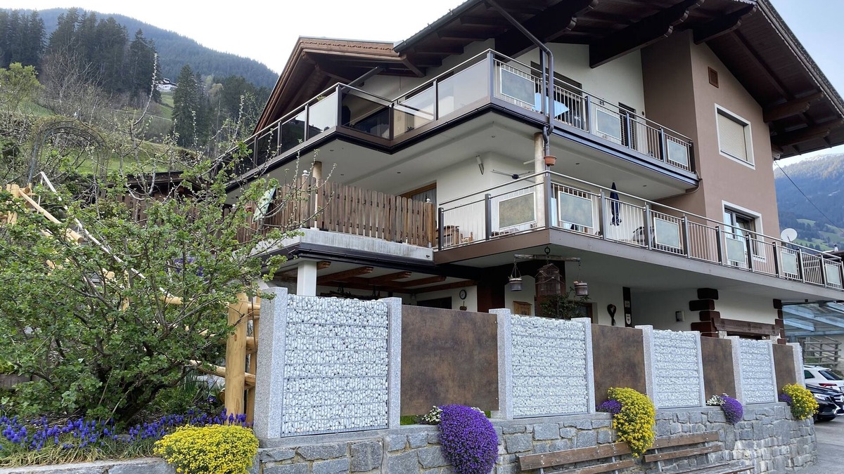 Hippach Apartment | Cozy, fantastic view over the Zillertal