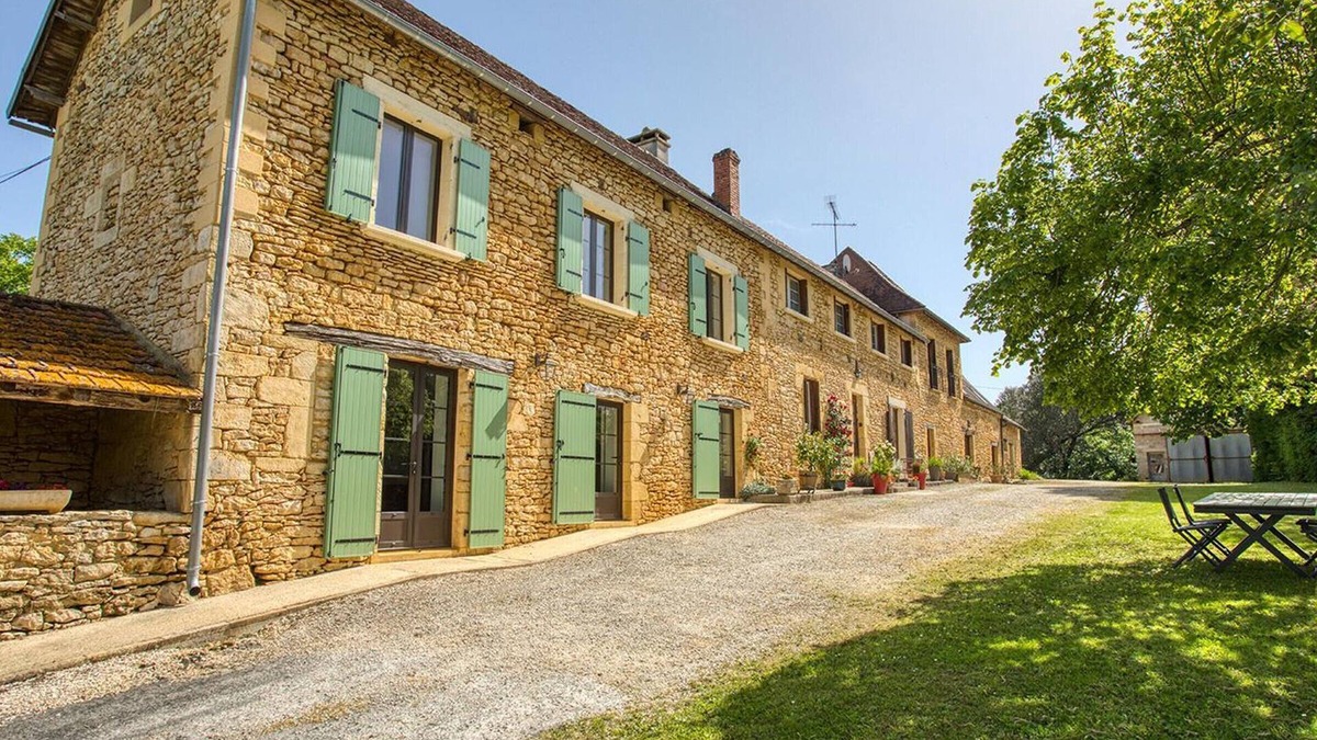 Carlux Cottage | Cozy Farmhouse Retreat: WiFi, Outdoor Fun, Near Sarlat & Lascaux