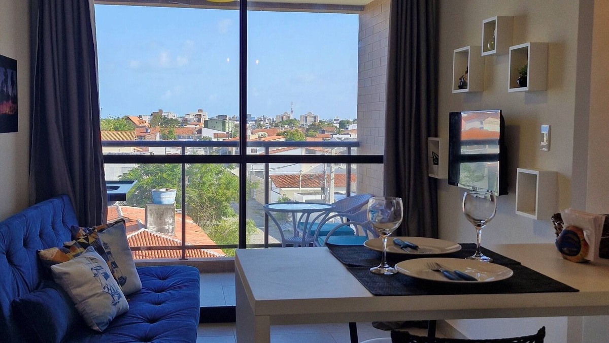 Monte Castelo Apartment | Cozy flat with hammock, balcony, sea view and 5 minutes from the beach