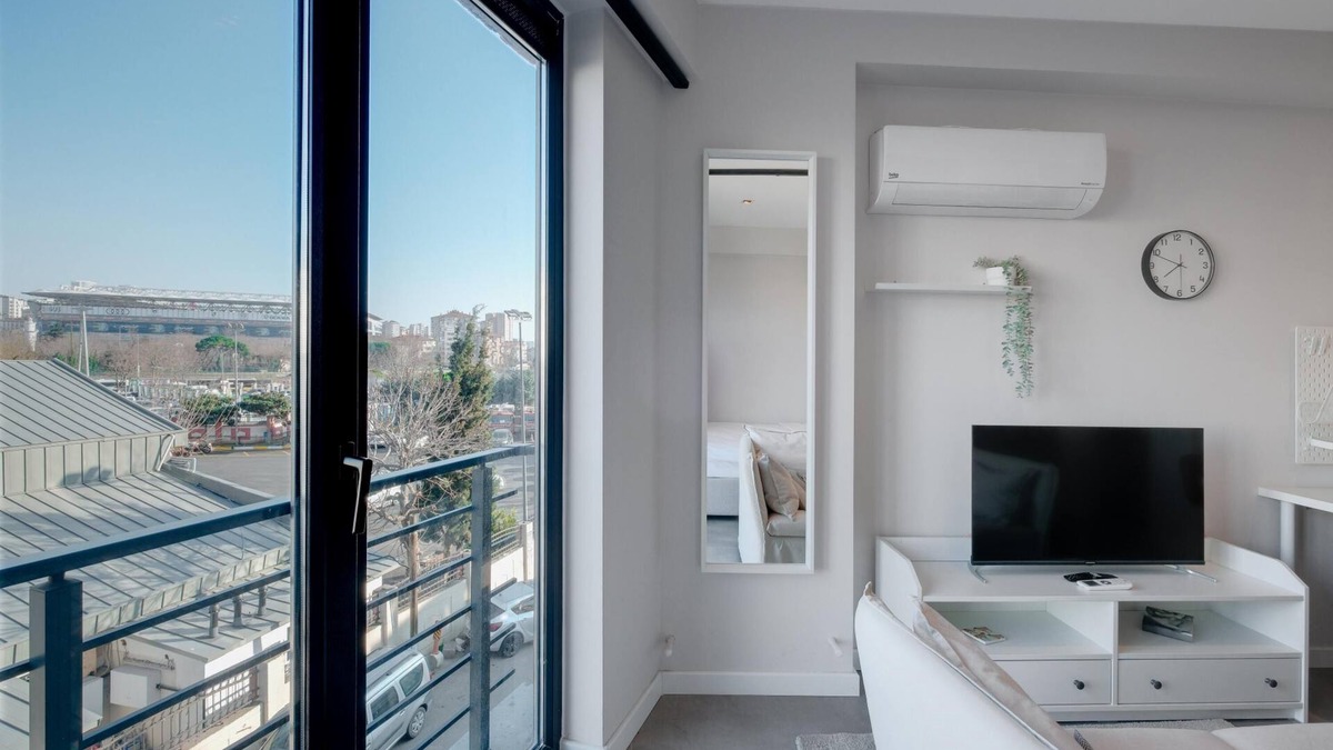 Kadikoy Apartment | Cozy Flat Near Marmaray and Coast in Kadikoy