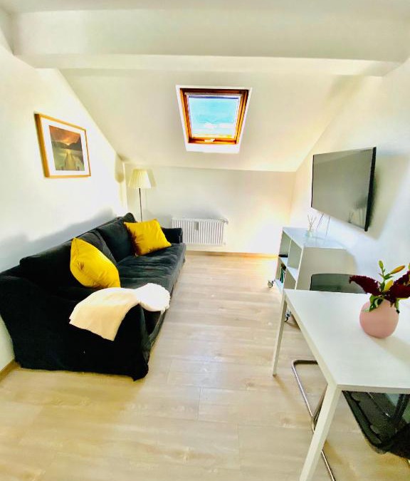 Remich Apartment | Cozy flat near Moselle Remich