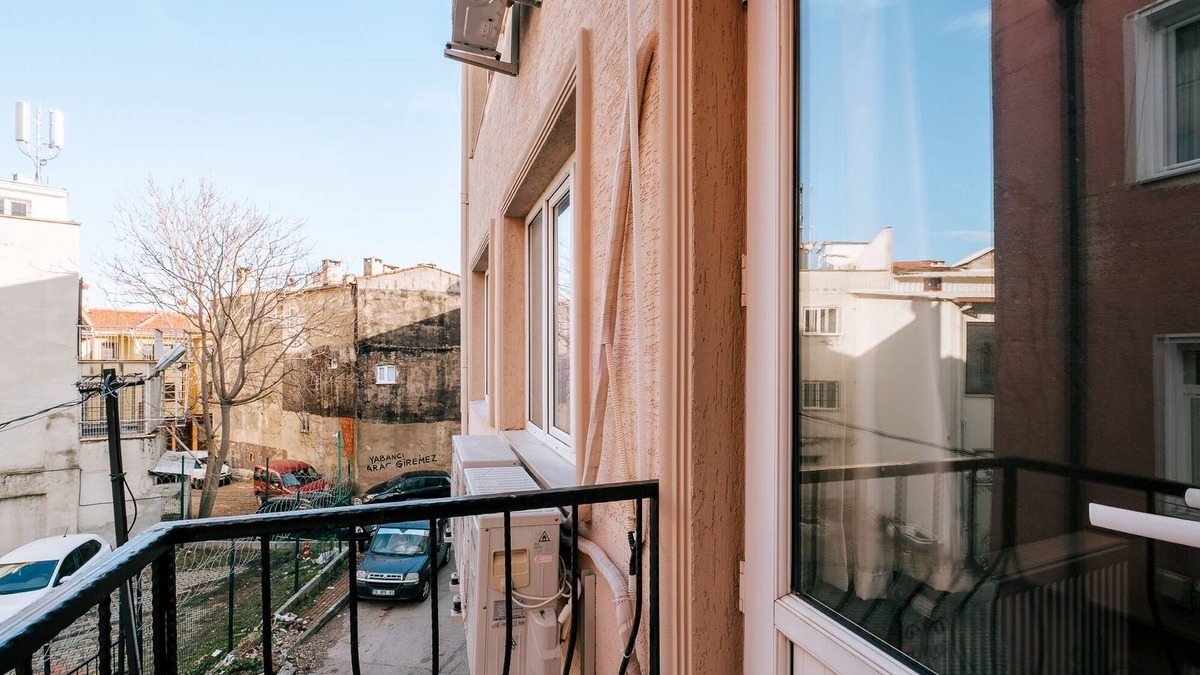 Osmangazi Apartment | Cozy Flat with Balcony in Bursa