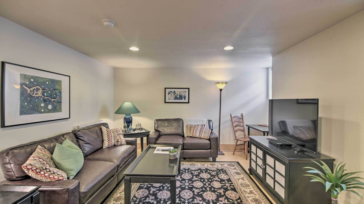 Old Town Apartment | Cozy Fort Collins Garden Apt in Historic Old Town!