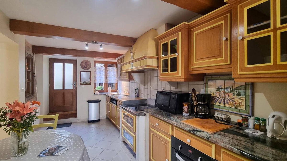 Saint-Germain-Laval Cottage | Cozy 2-Bedroom Cottage with Garden, Wi-Fi, BBQ, and Modern Amenities in Saint-Germain-Laval