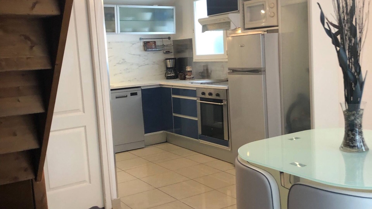 Saintes-Maries-de-la-Mer Apartment | Cozy apartment near the beach