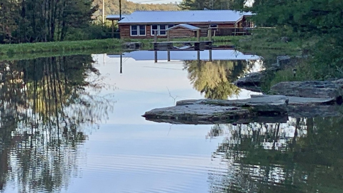Fishs Eddy Cottage | Cozy French Woods Cottage, Pond and Pool