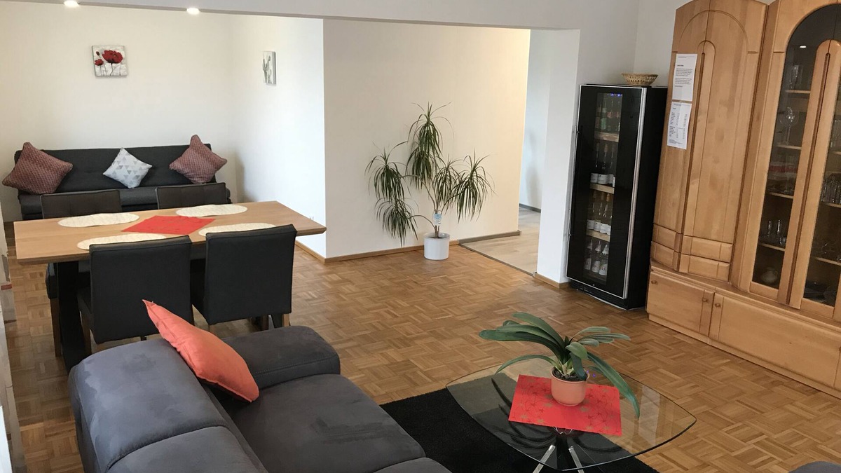 Volkach Apartment | Cozy furnished 82sqm apartment in a quiet location