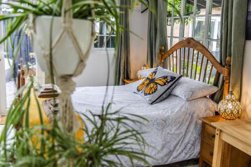 Williton Apartment | Cozy Garden Studio