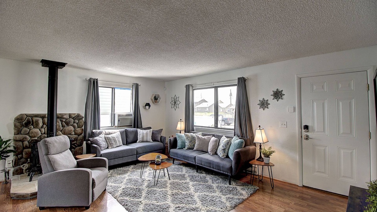 Polson House | Cozy getaway minutes from downtown Polson