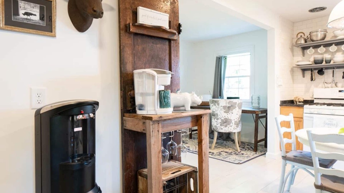 Old Irving Park House | Cozy golden gate cutie