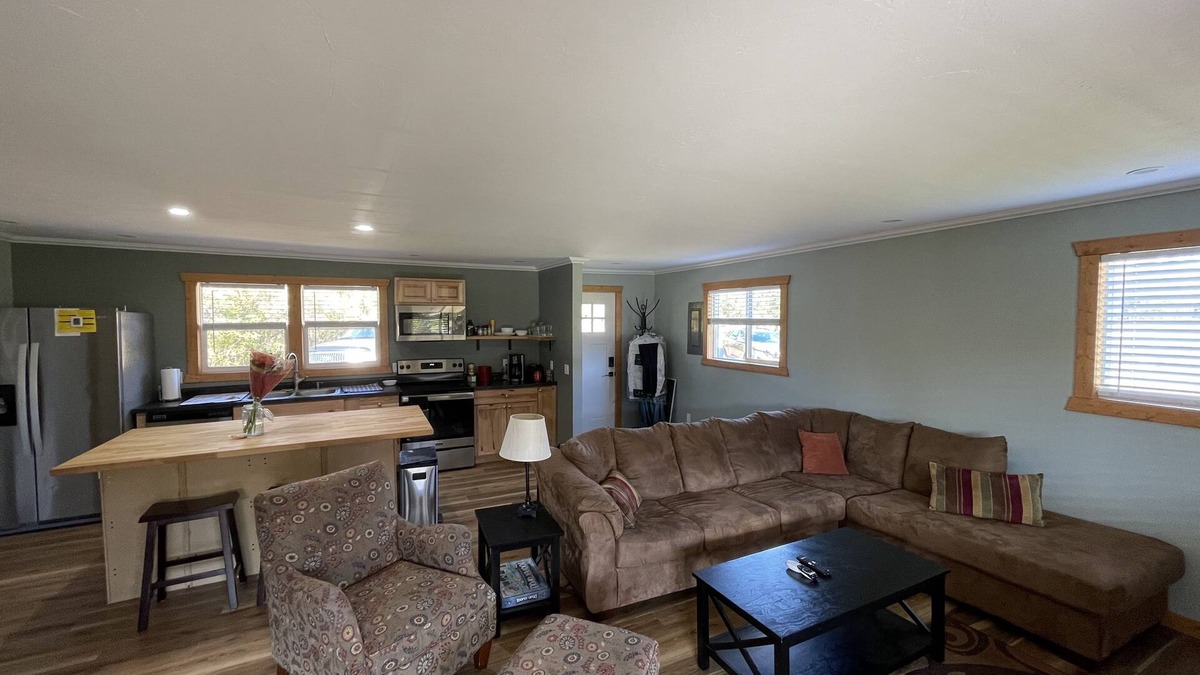Iron Mountain House | Cozy Golf & Ski Retreat by Pine Mountain-Near many other activities/attractions!