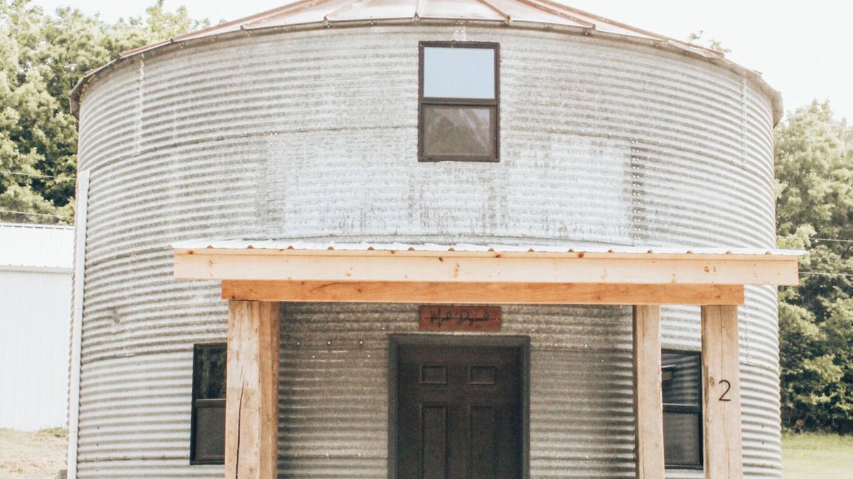 Tebbetts Cabin | Cozy Grain Bin Lodge with WiFi and AC in tranquil Loose Creek, MO, Unit 2