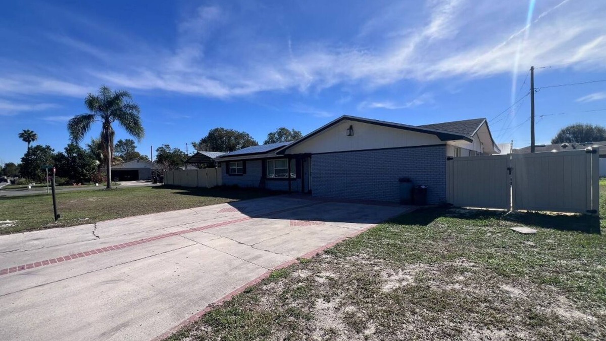 Cypress Gardens Apartment | Cozy Grand Room 1-bedroom apartment with WiFi, AC in charming Winter Haven