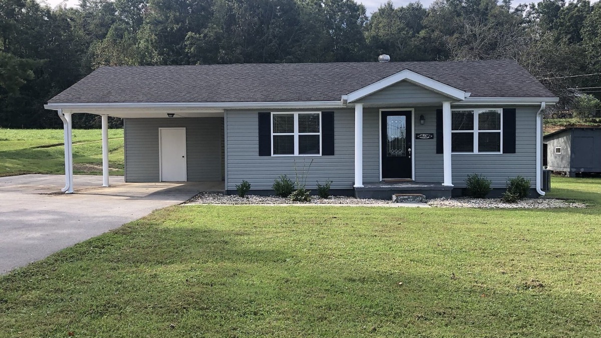 Oneida House | Cozy Gray House