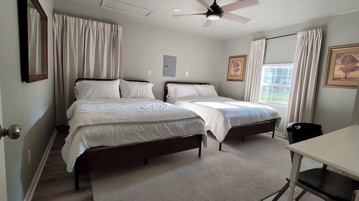 Sperry House | Cozy guesthouse in a peaceful neighborhood!