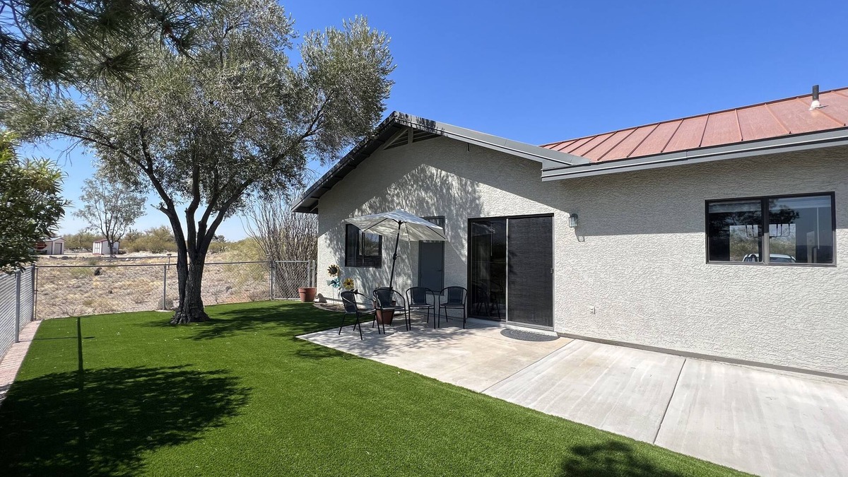 Tucson House | Cozy guesthouse with great views! Close to hiking and biking trails