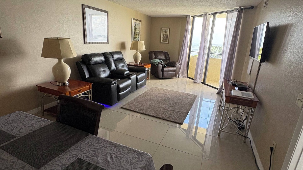 Hudson Apartment | Cozy Gulf Island Resort Condo #603 in Hudson
