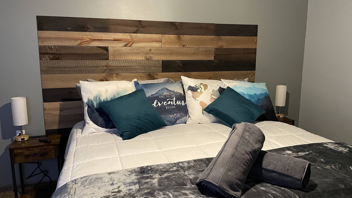 North Platte House | Cozy Hangout