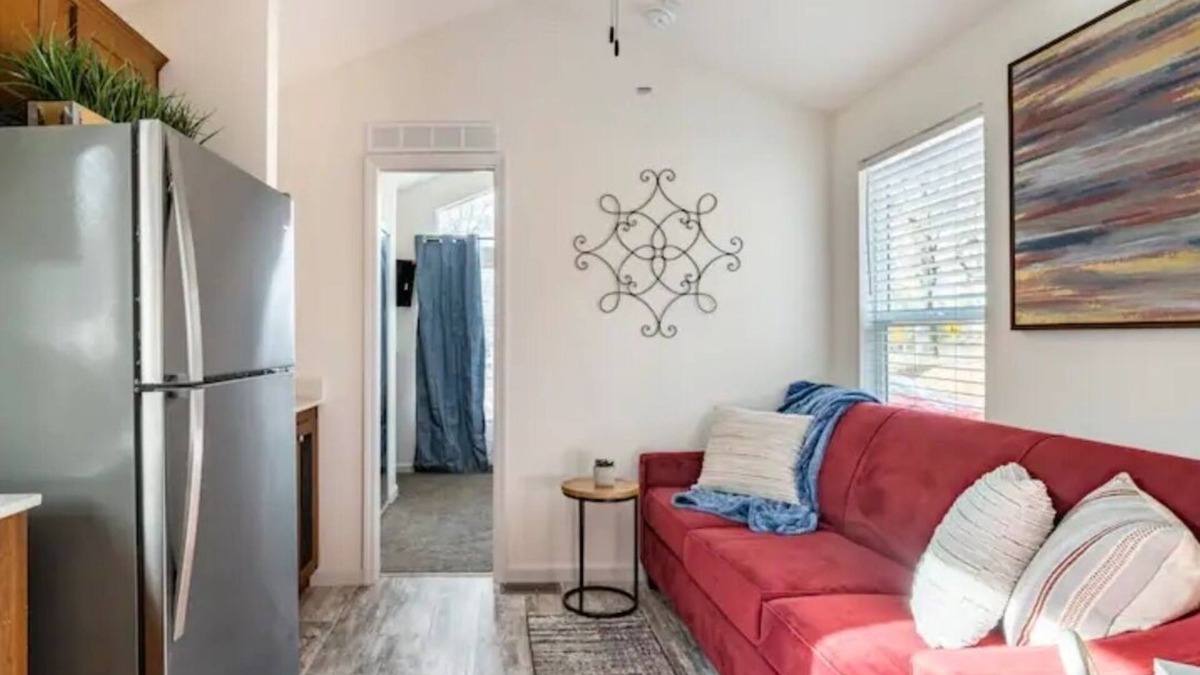 Phoenix Lake-Cedar Ridge House | Cozy haven, 2 bed 1 bath, high speed WiFi, Fully furnished, no cleaning fees