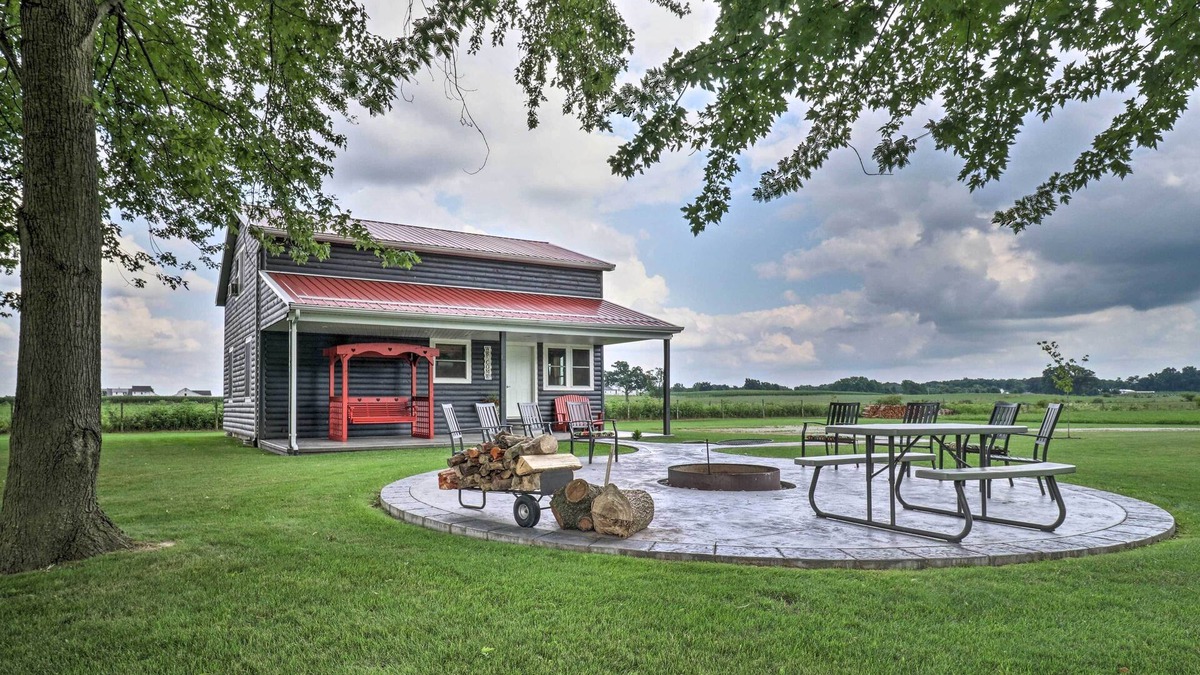 Shipshewana Cabin | Cozy ‘Haven of Rest’ Home w/Amish Country Views!