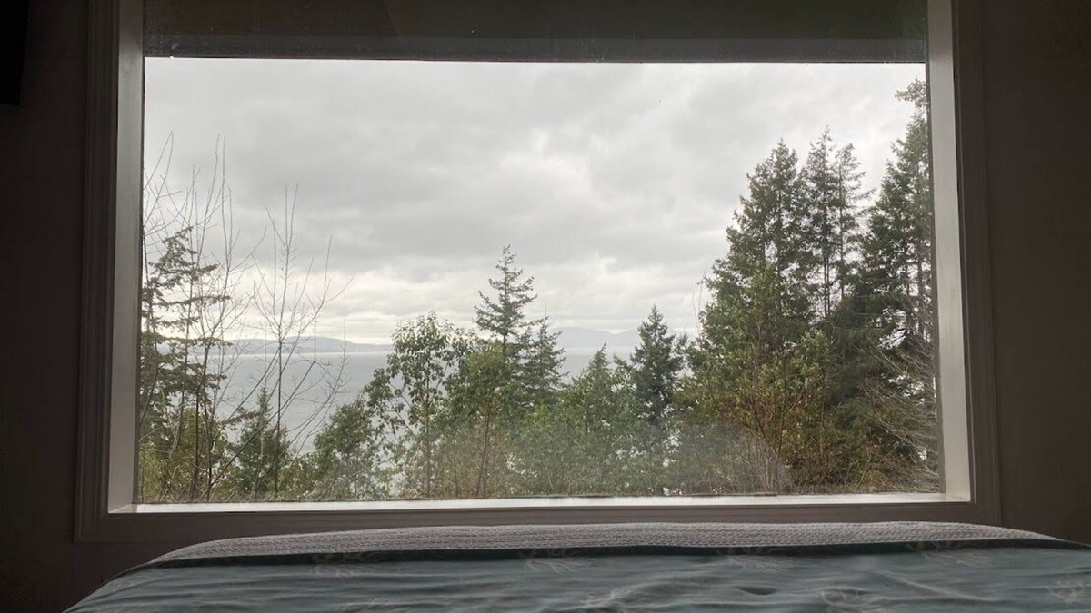 Skagit County Cabin | Cozy hidden gem tucked away where the mountains meet the sea.