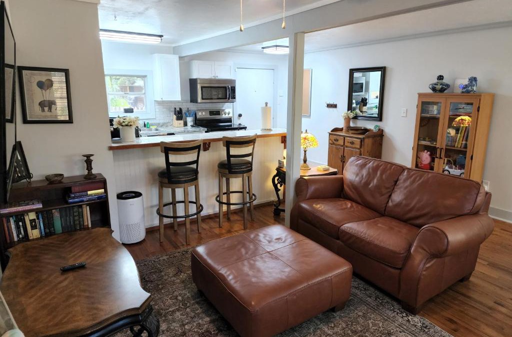 Duckpond Apartment | Cozy Hideaway in the Duck Pond area of Gainesville