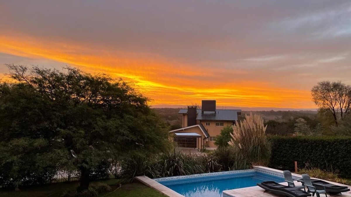Villa General Belgrano Apartment | Cozy House Overlooking Champaqui
