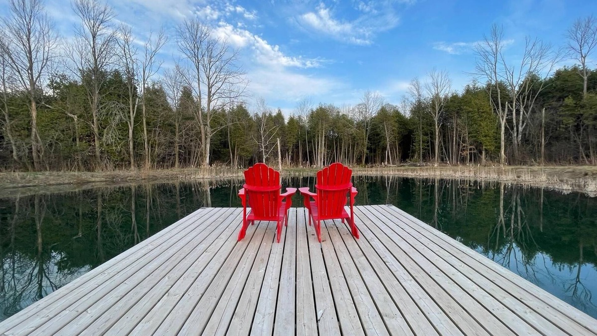Uxbridge Cottage | Cozy Hobby Farm Cottage in Uxbridge