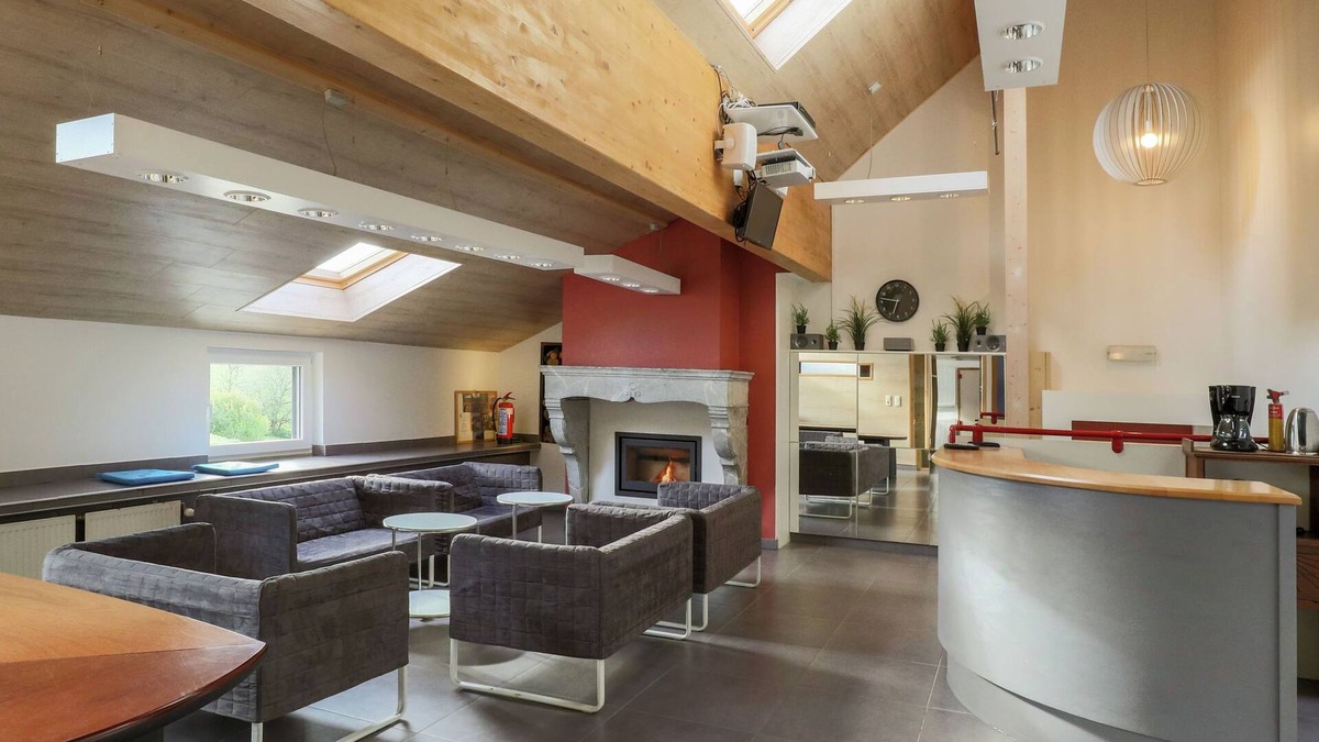 Gerimont House | Cozy Holiday Home in Sainte-Ode with Sauna