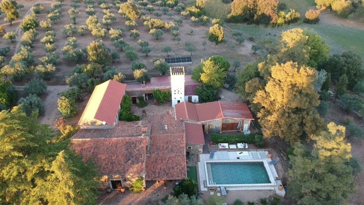 Idanha-a-Nova Villa | Cozy Holiday Home in Castelo Branco in a delightful area.