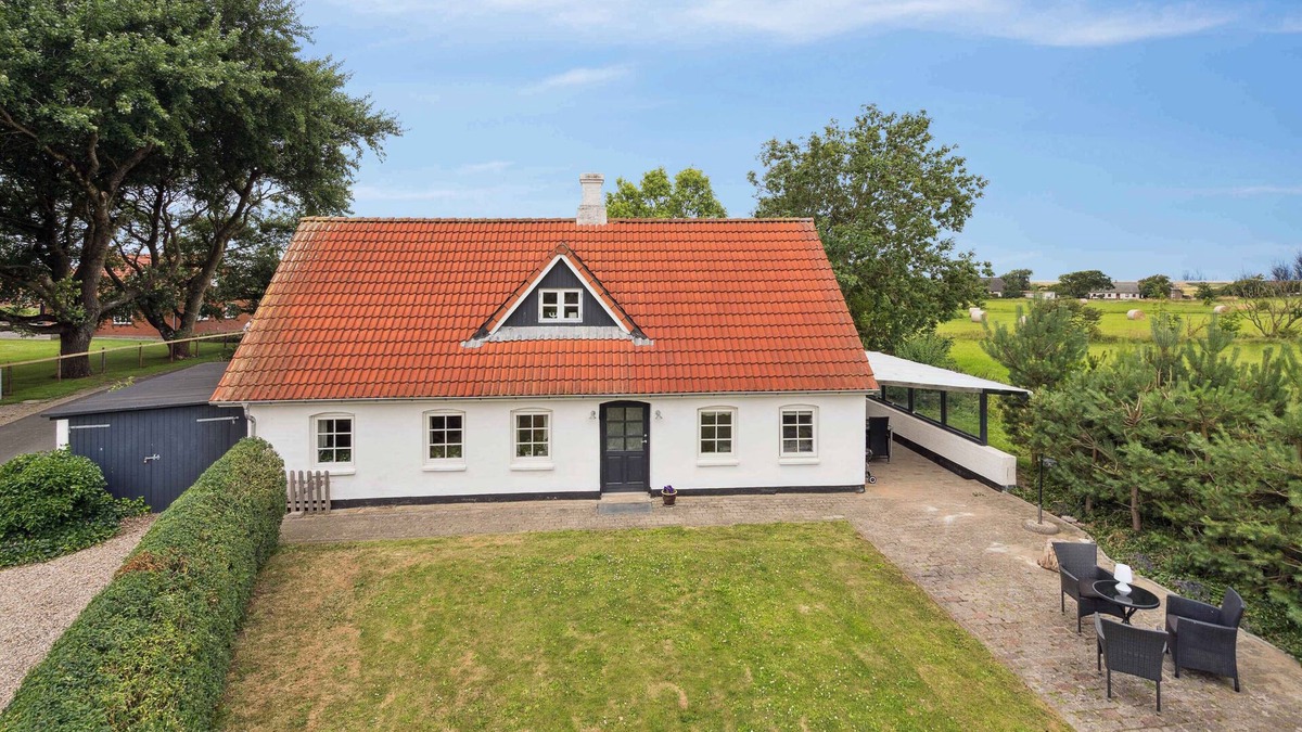 Ballum Villa | Cozy holiday home with a view of the North Sea