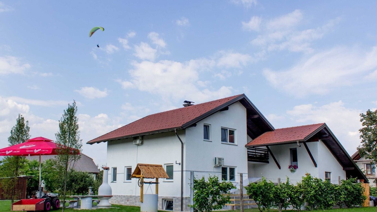 Varpolje Apartment | Cozy Holiday Home with Garden, BBQ, and Outdoor Dining Area in Rečica ob Savinji - Two Bedroom Apartment