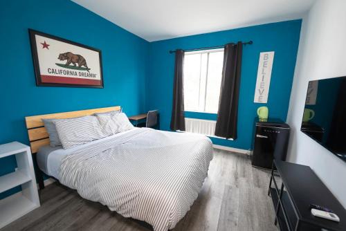 Little Armenia Bed & Breakfast | Cozy Hollywood Get Away