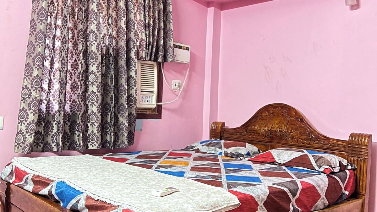 Palavakkam Apartment | Cozy Home Away
