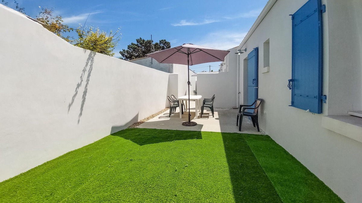 Saint-Denis-d'Oleron House | Cozy home in Saint-Denis-d'Oléron