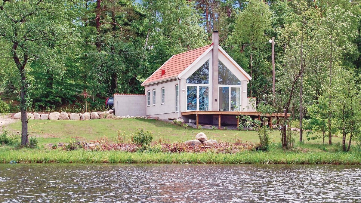 Asljunga House | Cozy home in åsljunga with kitchen