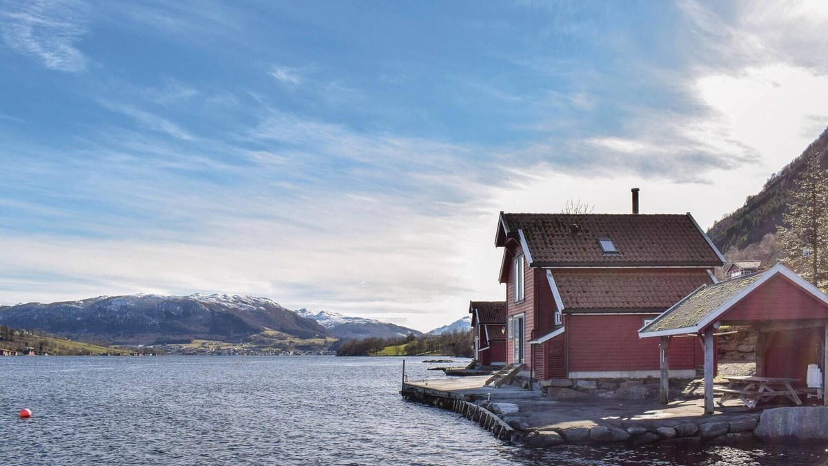 Vindafjord House | Cozy home in ølensvåg with WiFi